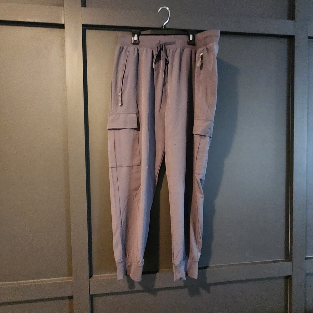 Men's Casual Pants in Gray
